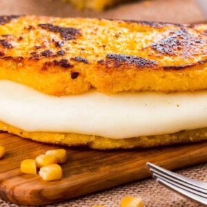 Cachapa con queso de mano